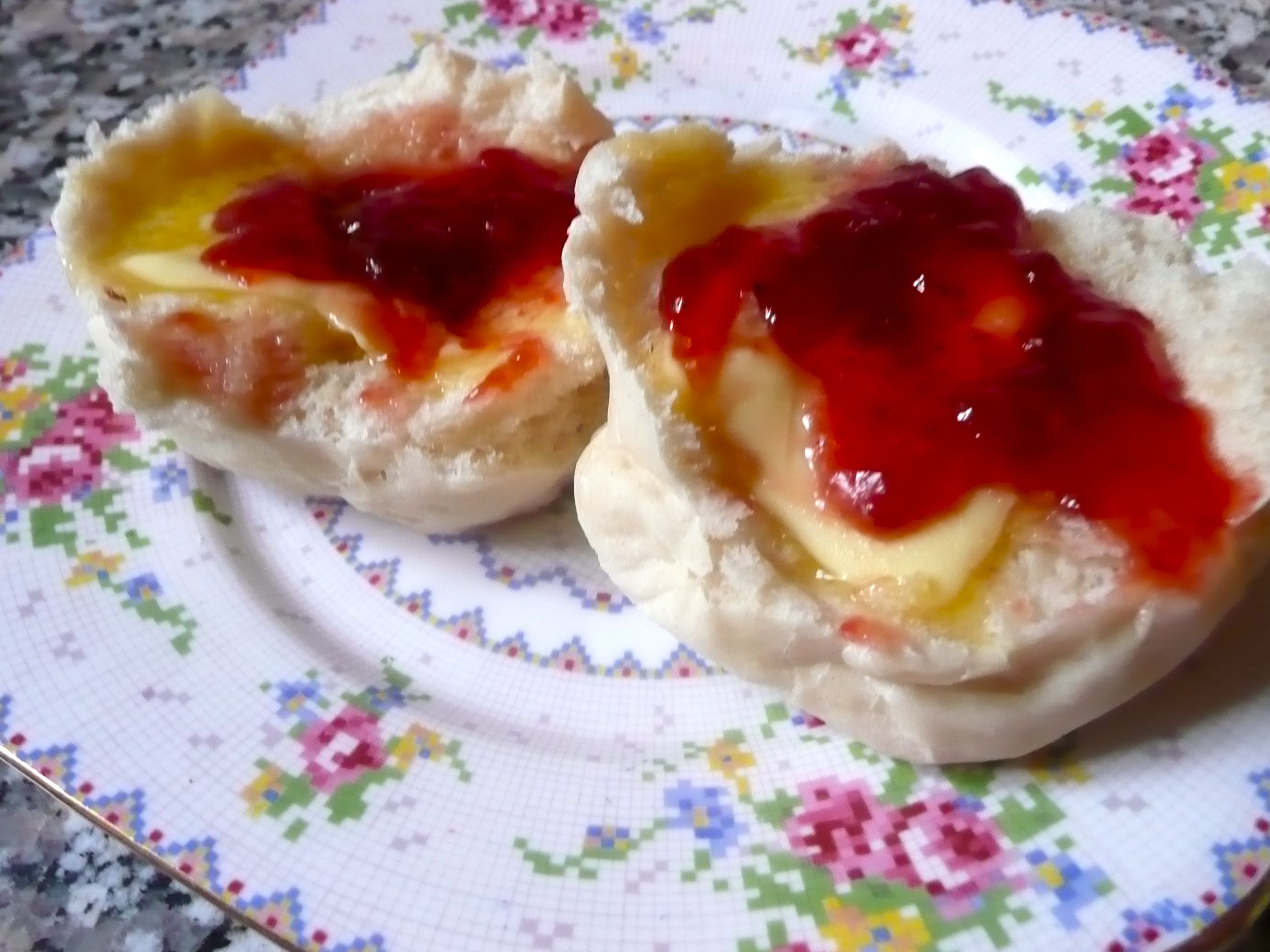 muffin and jam